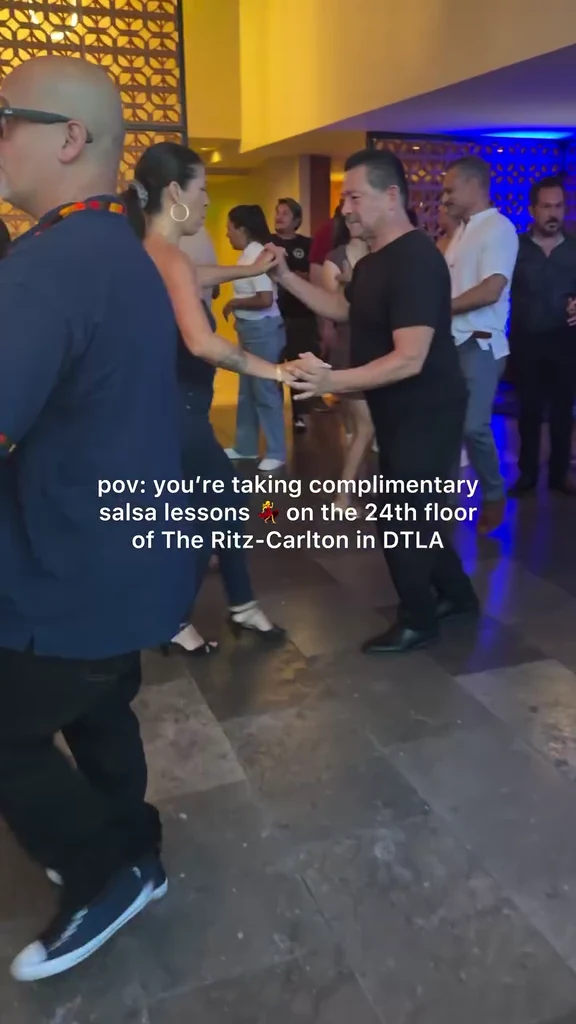 Khung hình từ video Salsa Nights của Sendero Los Angeles, do Jennie cung cấp.